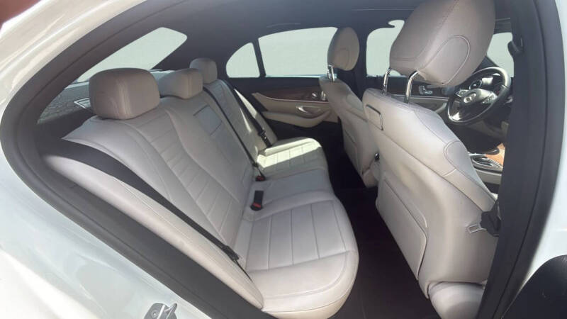 2018 Mercedes-Benz E-Class E 300