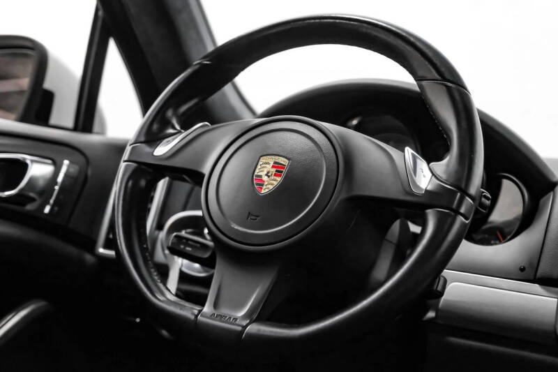 2014 Porsche Cayenne GTS