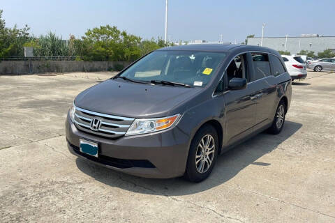 2013 Honda Odyssey for sale at AUTOSAVIN in Villa Park IL