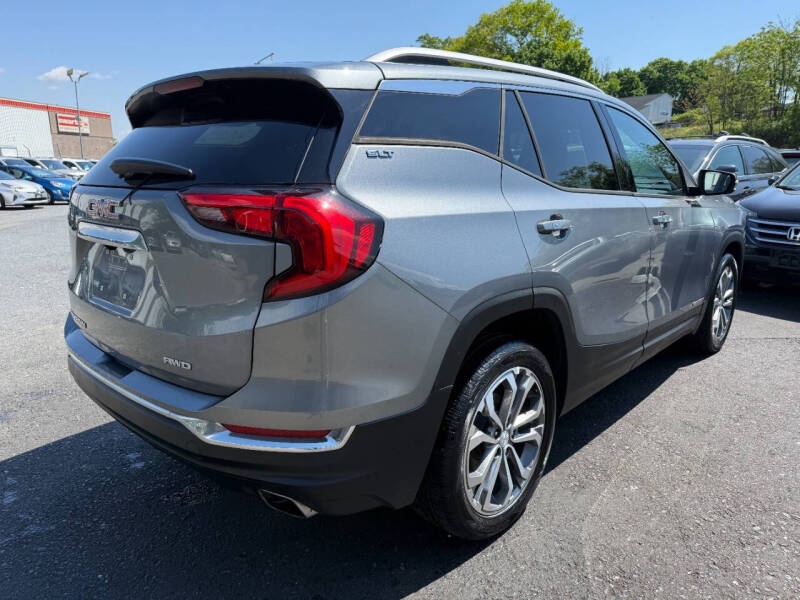 2020 GMC Terrain SLT