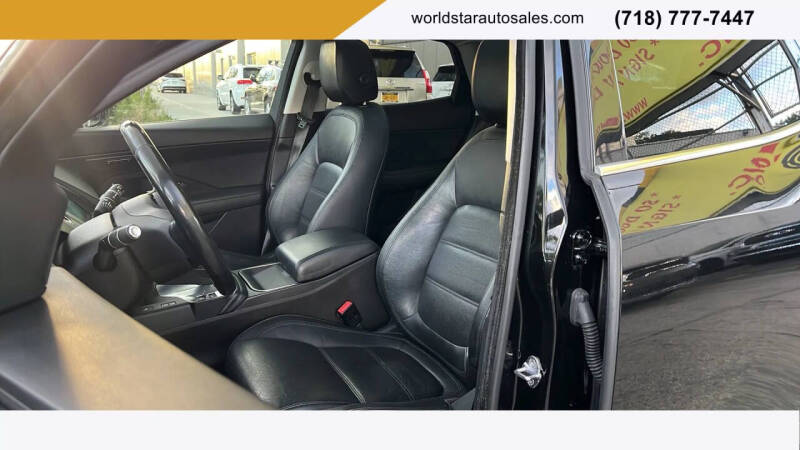 2018 Jaguar E-PACE P250 SE