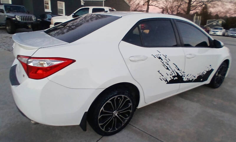 2015 Toyota Corolla S Plus