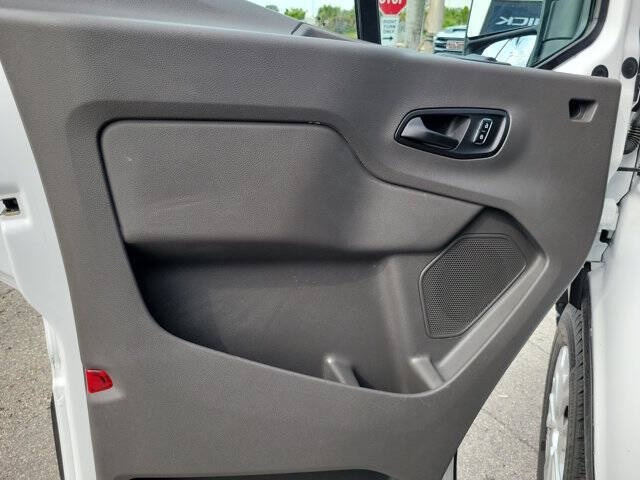 2025 Ford Transit