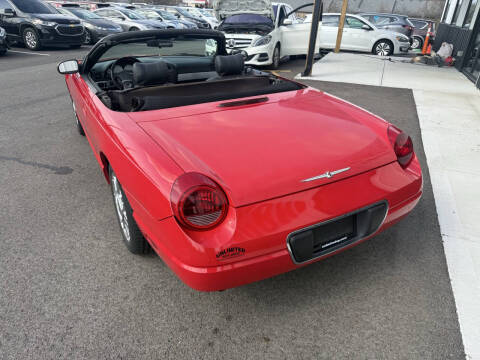 2004 Ford Thunderbird Deluxe