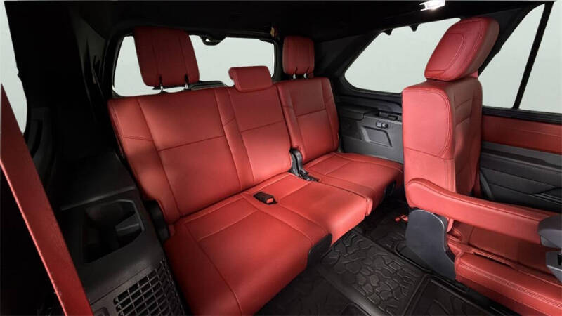 2025 Toyota Sequoia SR5