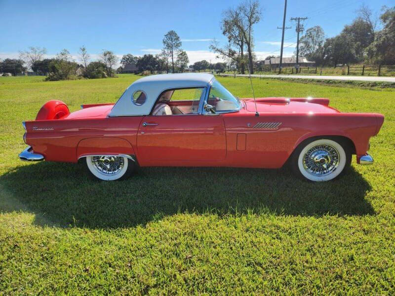 1956 Ford Thunderbird