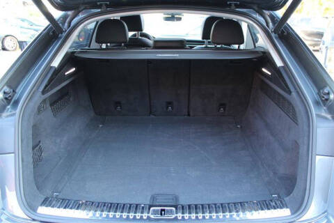 2020 Audi Q8 quattro Prestige 55 TFSI