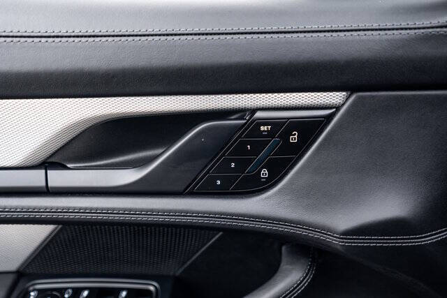 2024 Porsche Taycan GTS Sport Turismo