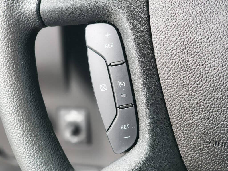 2023 GMC Savana 2500