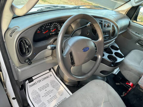 2008 Ford E-Series E-250