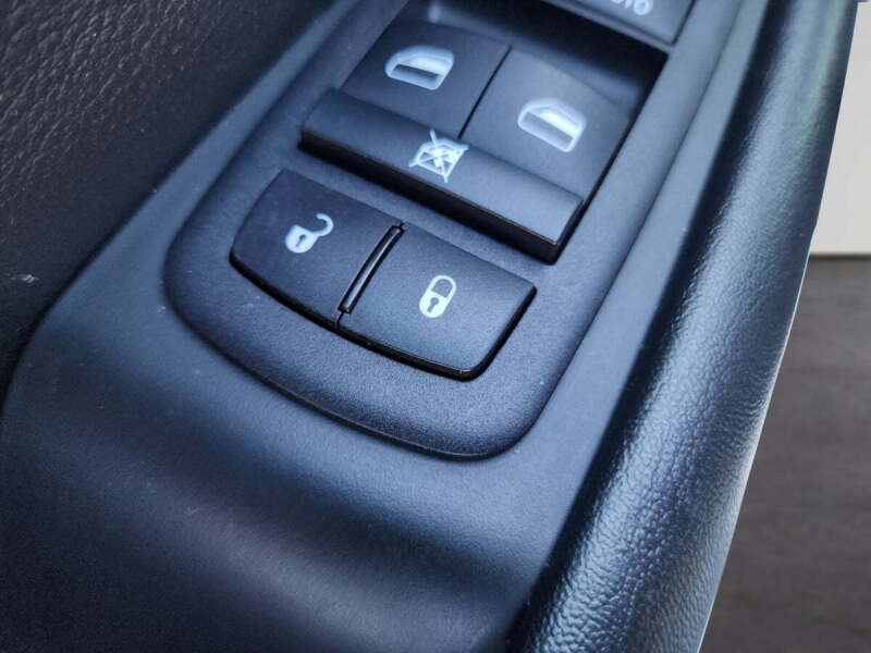 2023 Chrysler Pacifica Touring