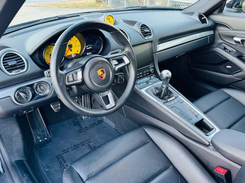 2018 Porsche 718 Cayman