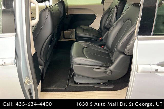 2024 Chrysler Pacifica Plug-In Hybrid