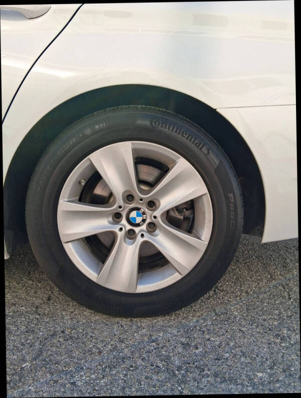 2012 BMW 5 Series 528i