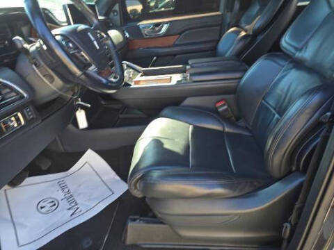 2023 Lincoln Navigator Standard