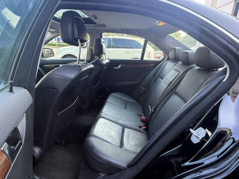 2009 Mercedes-Benz C-Class C 300 Luxury 4MATIC