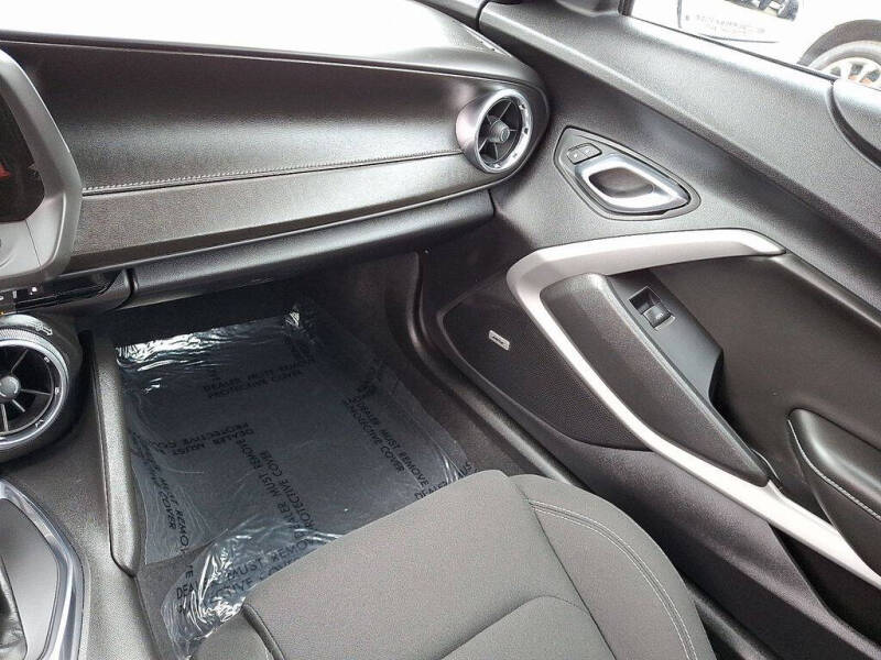 2021 Chevrolet Camaro LT1