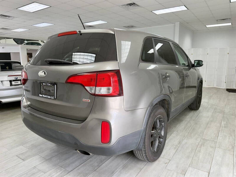 2015 Kia Sorento LX