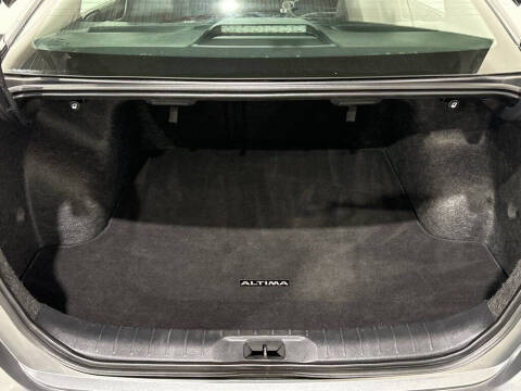 2023 Nissan Altima 2.5 SL