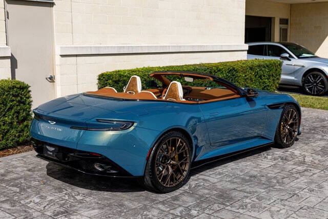 2026 Aston Martin DB12 Volante