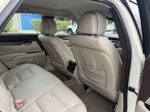 2014 Cadillac XTS Premium Collection