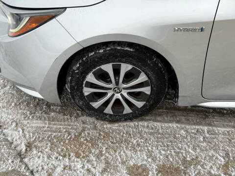 2020 Toyota Corolla Hybrid LE