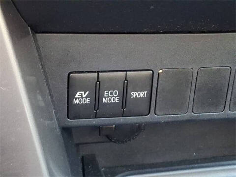 2016 Toyota RAV4 Hybrid XLE