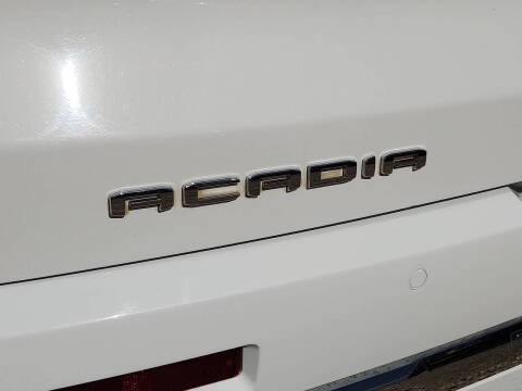 2023 GMC Acadia Denali