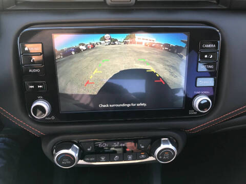 2023 Nissan Versa SR