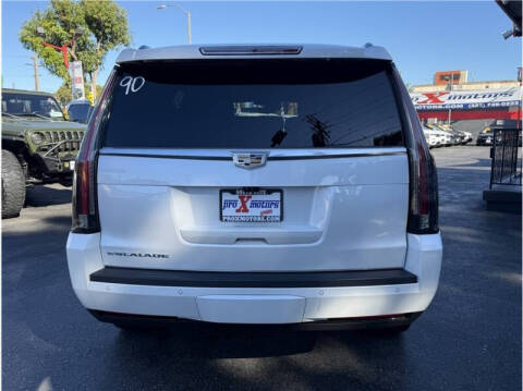 2019 Cadillac Escalade Platinum