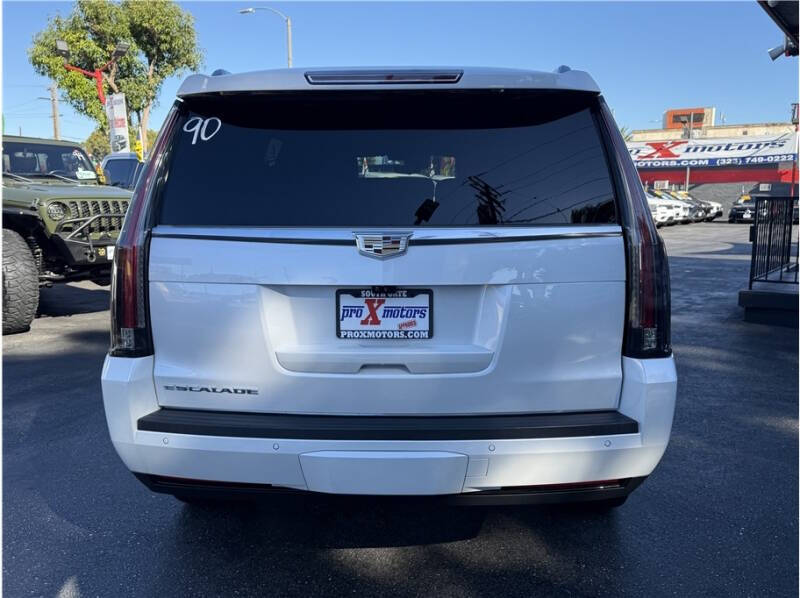 2019 Cadillac Escalade Platinum