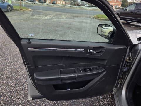 2009 Chrysler 300 LX