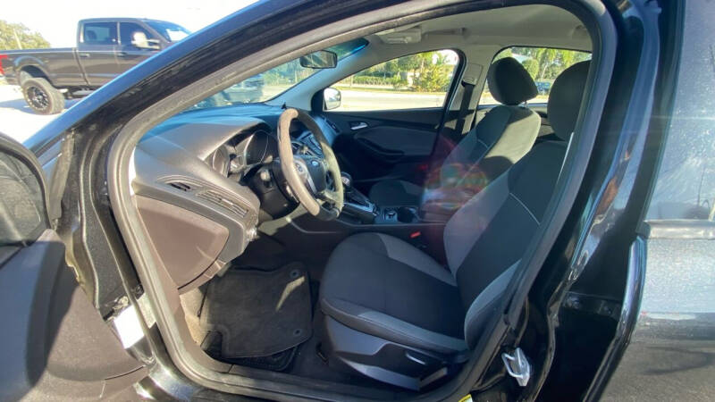 2014 Ford Focus SE