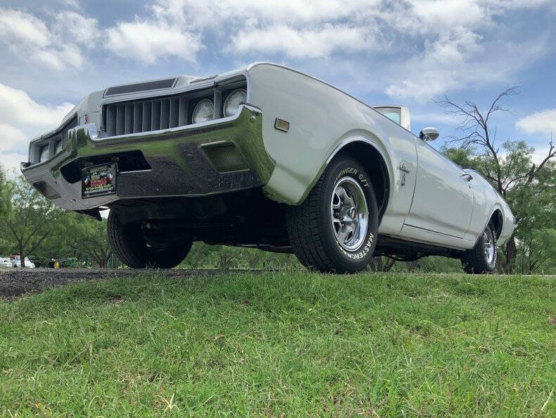 1969 Oldsmobile Cutlass