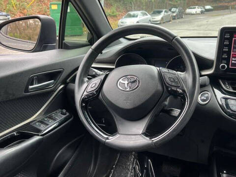 2019 Toyota C-HR XLE