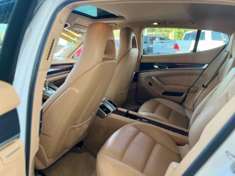 2013 Porsche Panamera