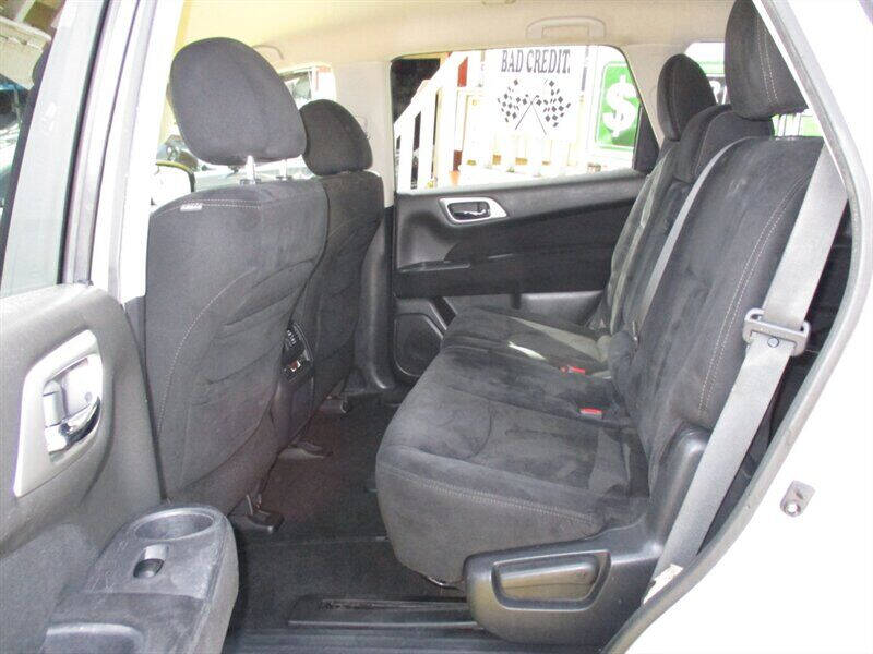 2013 Nissan Pathfinder S