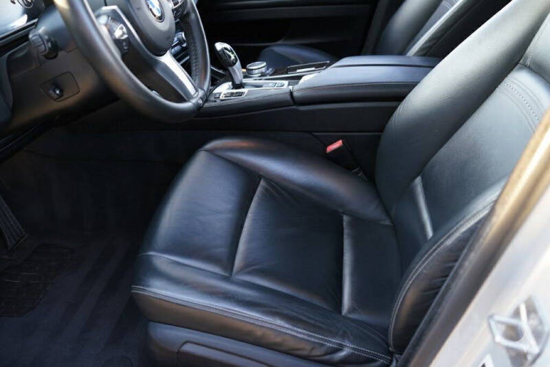 2015 BMW 5 Series 535i