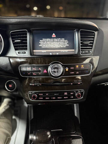 2014 Kia Cadenza Premium