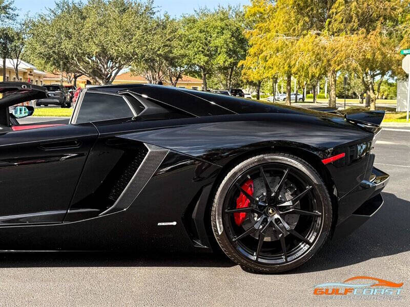 2016 Lamborghini Aventador LP 700-4