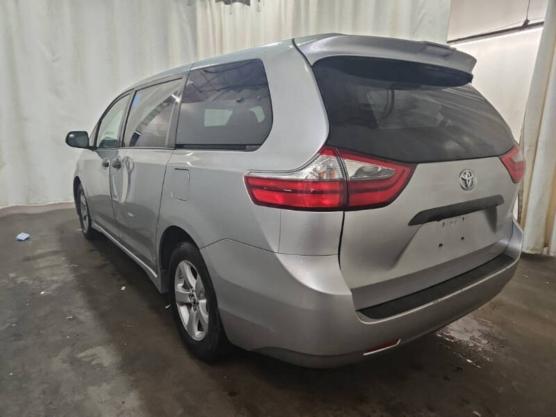 2020 Toyota Sienna L 7-Passenger