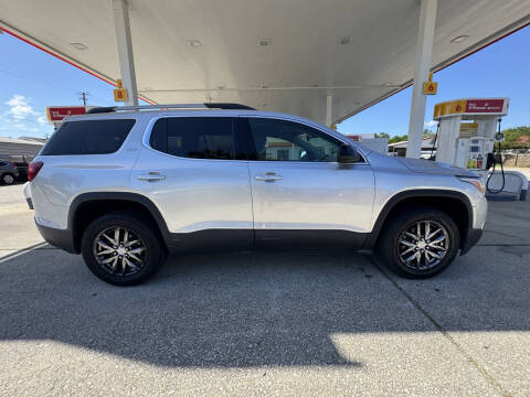 2017 GMC Acadia SLT-1