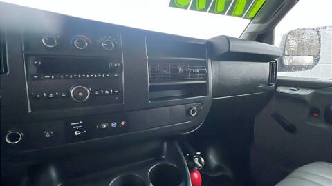 2021 Chevrolet Express LS 3500