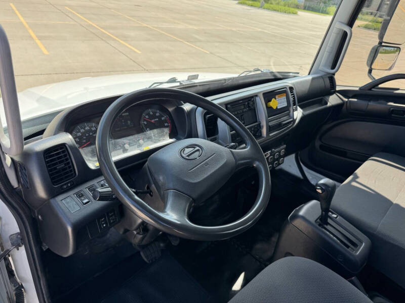 2018 Hino 258A