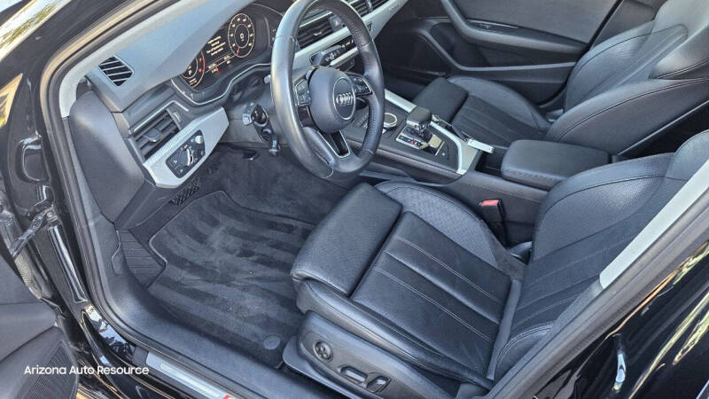 2017 Audi A4 2.0T quattro Prestige