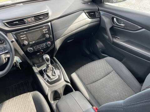 2017 Nissan Rogue S