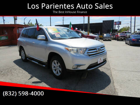 2013 Toyota Highlander for sale at Los Parientes Auto Sales in Houston TX