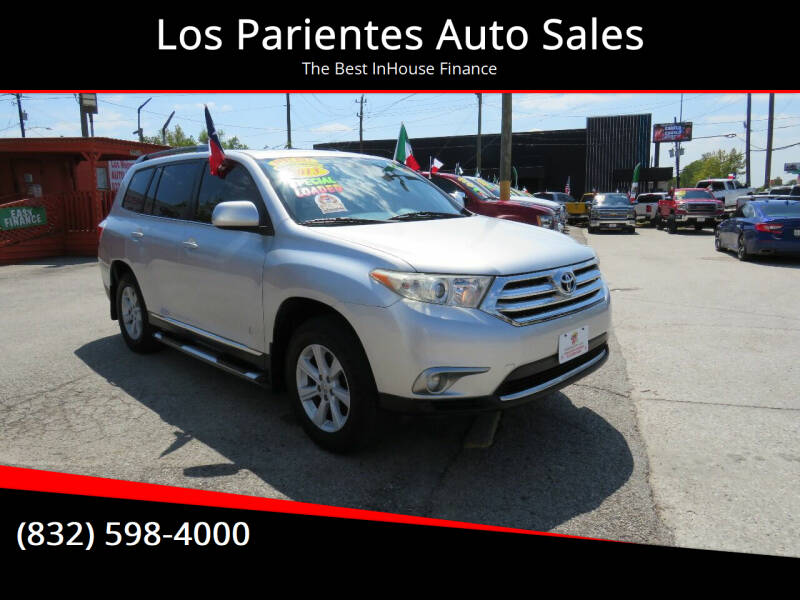 2013 Toyota Highlander for sale at Los Parientes Auto Sales in Houston TX