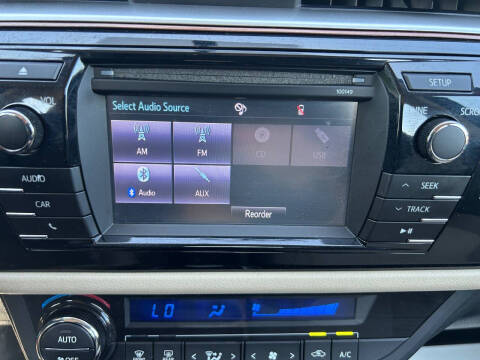 2015 Toyota Corolla LE