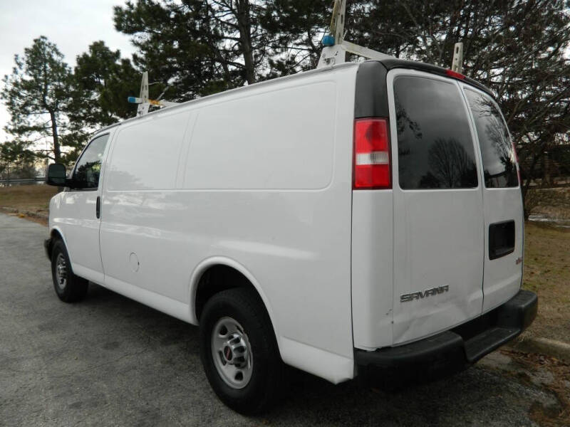 2017 GMC Savana 2500